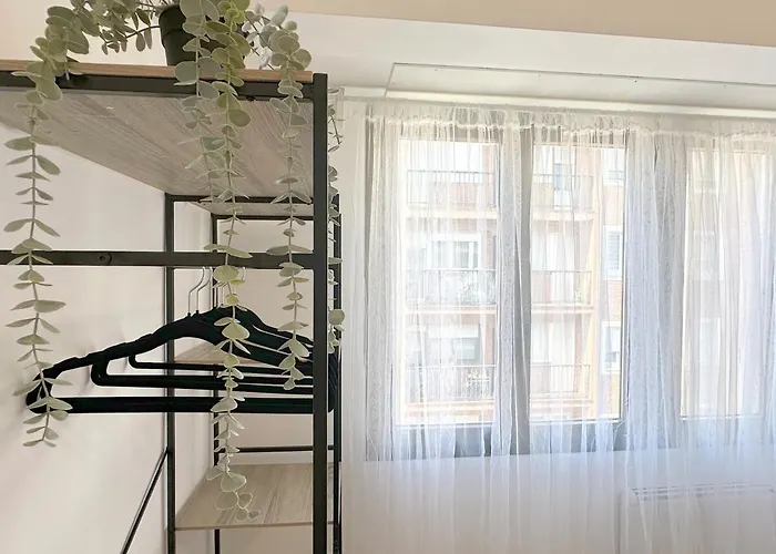 Amplio En El Centro * Castro Urdiales